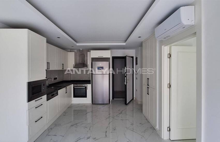 Alanya'da Plaja Yakın Modern Tasarımlı Ultra Lüks Daireler 8