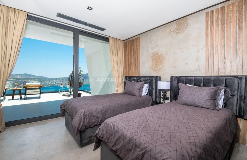 Classy Kalkan Villa with Infinity Pool Overlooking the Sea 41