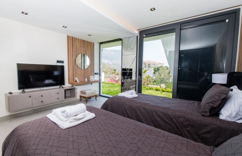 Classy Kalkan Villa with Infinity Pool Overlooking the Sea 56