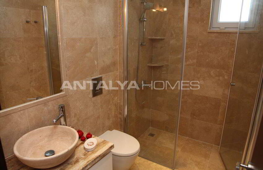 High Quality Ground Floor and Penthouse Flats in Alanya 19