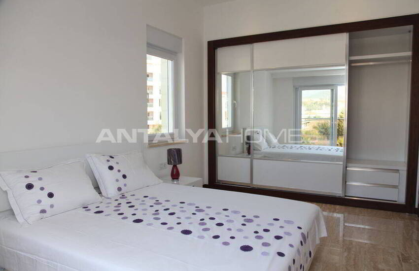High Quality Ground Floor and Penthouse Flats in Alanya 25