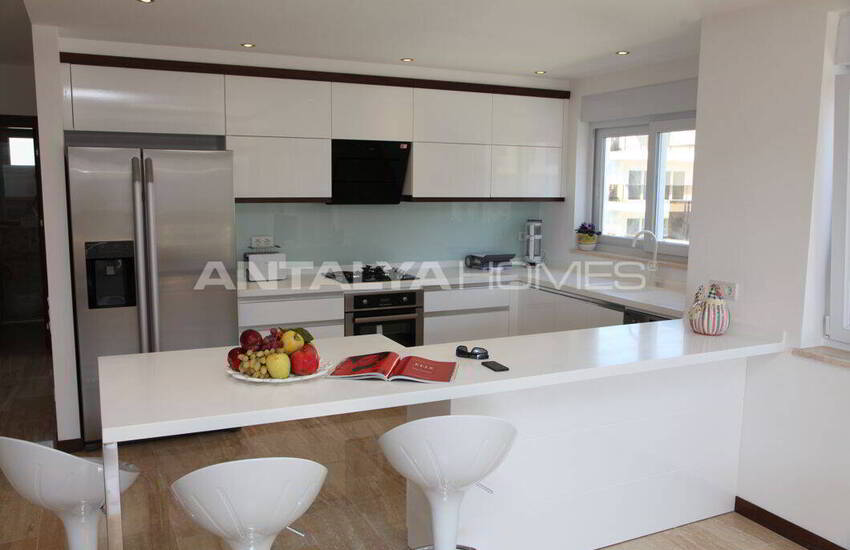 High Quality Ground Floor and Penthouse Flats in Alanya 17