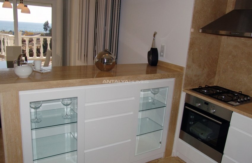 Triplex Detached Villas with Private Pool in Alanya Konakli 33