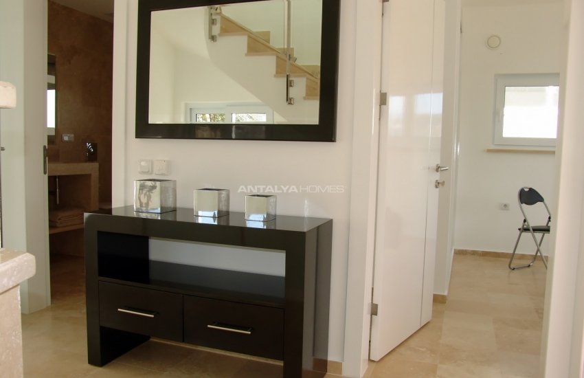 Triplex Detached Villas with Private Pool in Alanya Konakli 27