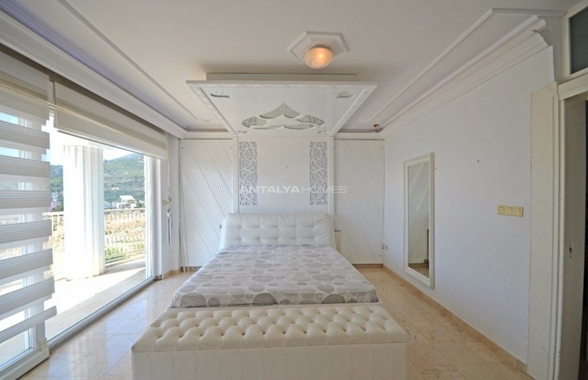Capacious Houses in Alanya with Swimming Pool and Garden 27