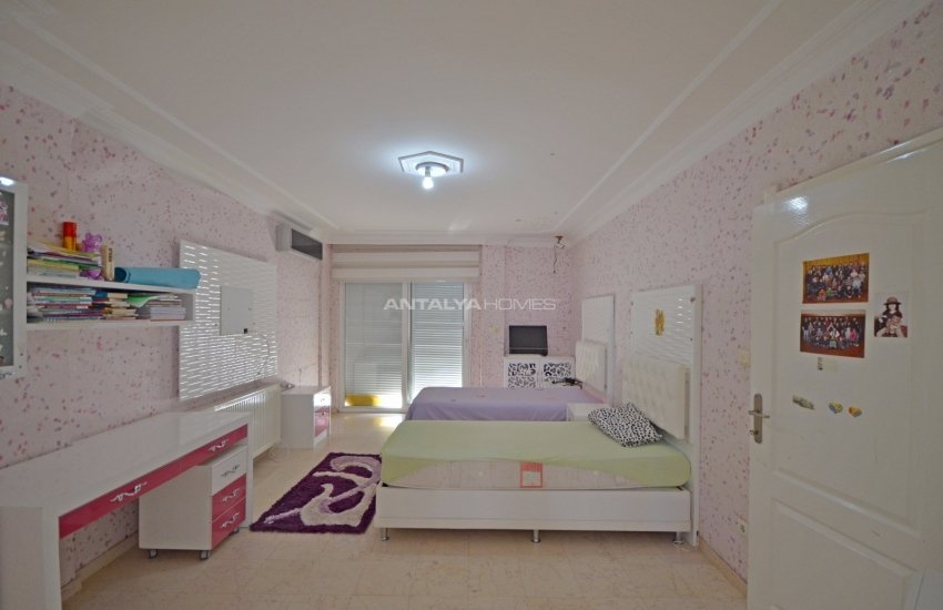 Capacious Houses in Alanya with Swimming Pool and Garden 29