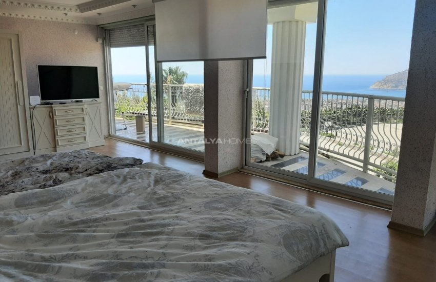 Capacious Houses in Alanya with Swimming Pool and Garden 31