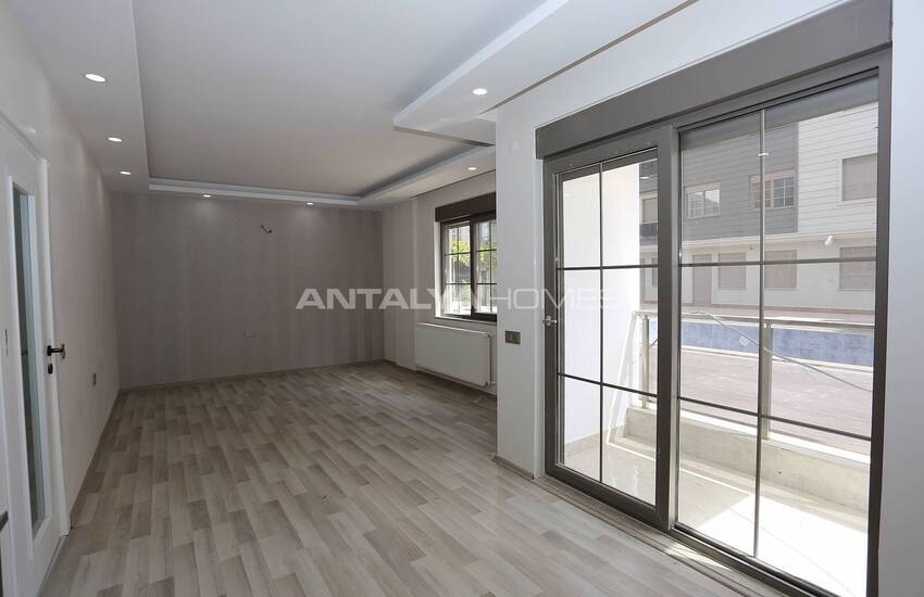 Muratpaşa Yenigün Mahallesi'nde Güvenlikli Sitede Daireler 25