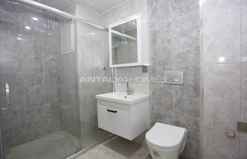 Muratpaşa Yenigün Mahallesi'nde Güvenlikli Sitede Daireler 37