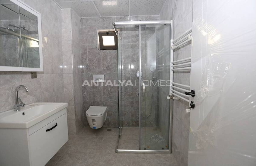 Muratpaşa Yenigün Mahallesi'nde Güvenlikli Sitede Daireler 38