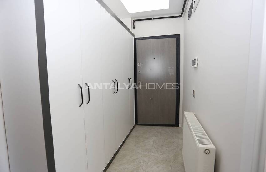 Muratpaşa Yenigün Mahallesi'nde Güvenlikli Sitede Daireler 39