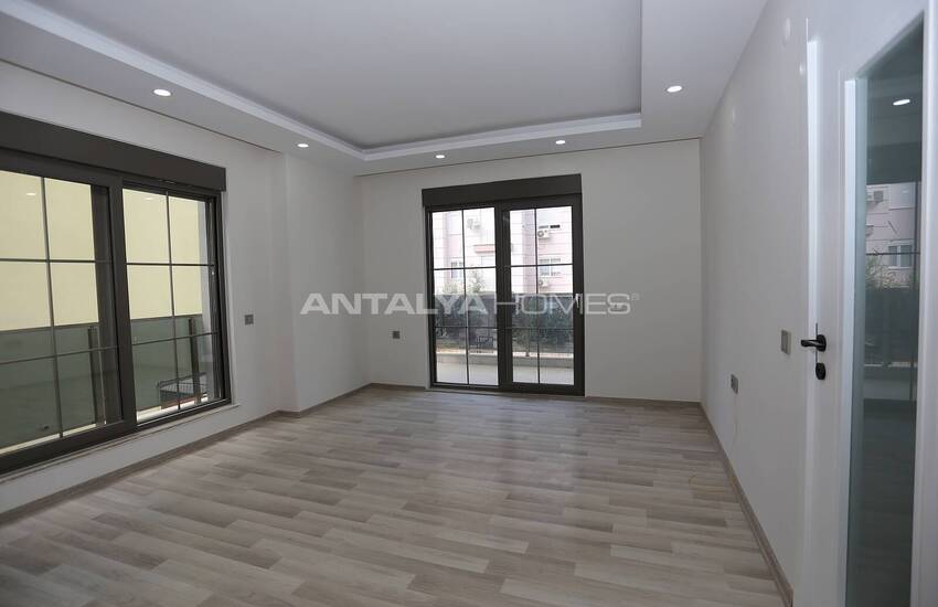 Muratpaşa Yenigün Mahallesi'nde Güvenlikli Sitede Daireler 15