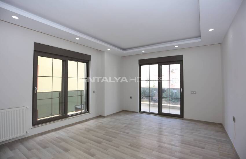 Muratpaşa Yenigün Mahallesi'nde Güvenlikli Sitede Daireler 13