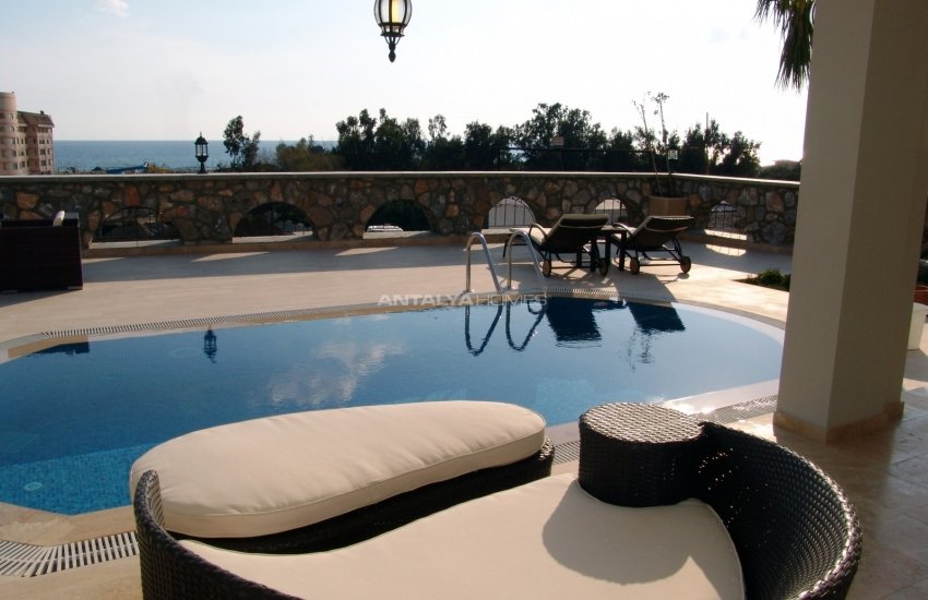 Moderne Villa Mit Privatem Pool Und Garten In Konakli 40
