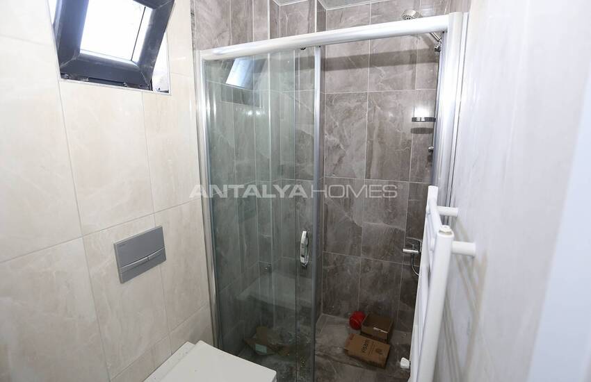 Middle Floor and Duplex Apartments in Antalya Muratpasa 19