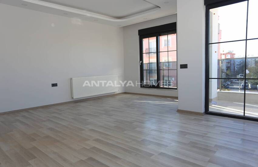 Middle Floor and Duplex Apartments in Antalya Muratpasa 6