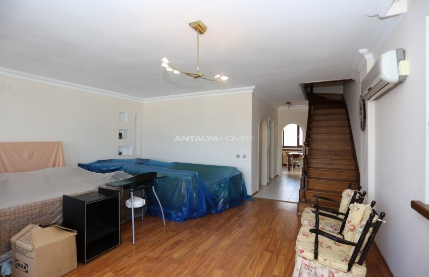 Duplex Apartment Close to the Lara Beach in Guzeloba Antalya 7