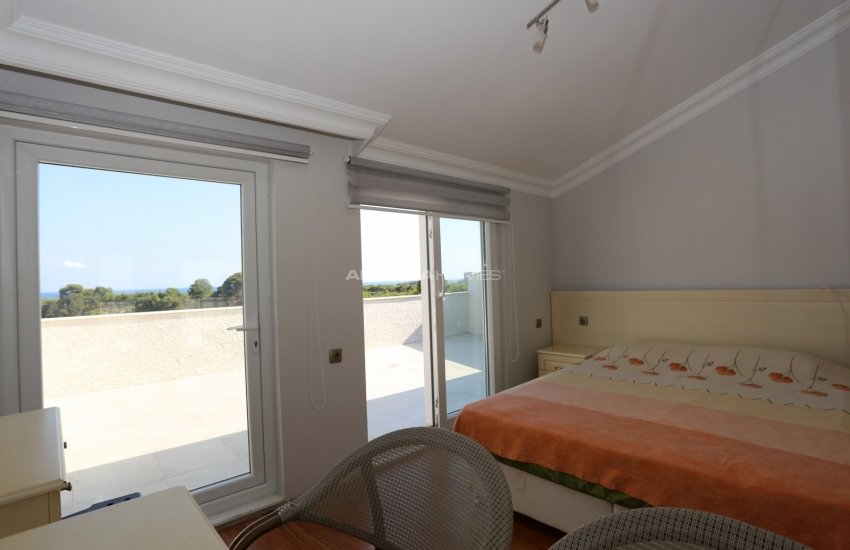 Duplex Apartment Close to the Lara Beach in Guzeloba Antalya 14