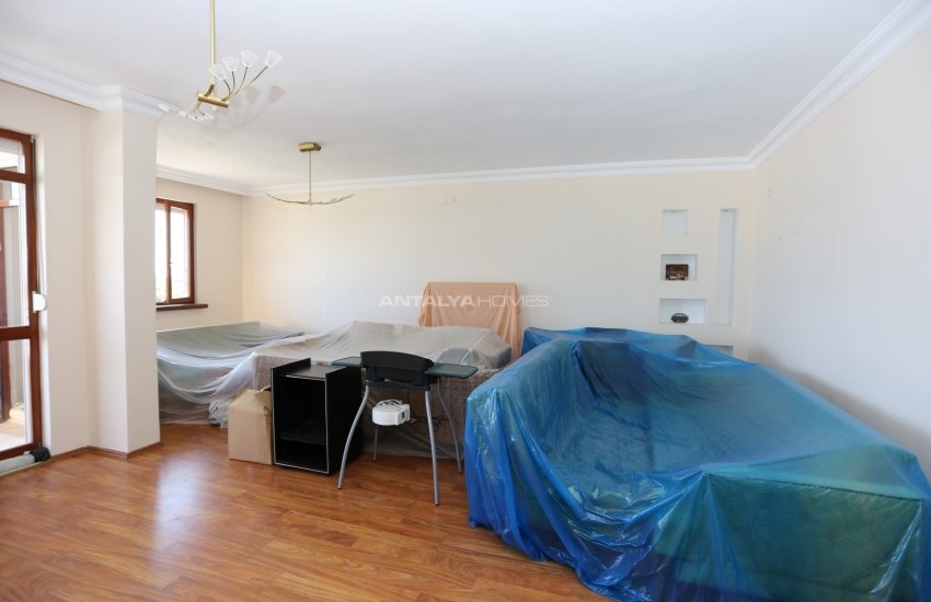 Duplex Apartment Close to the Lara Beach in Guzeloba Antalya 6