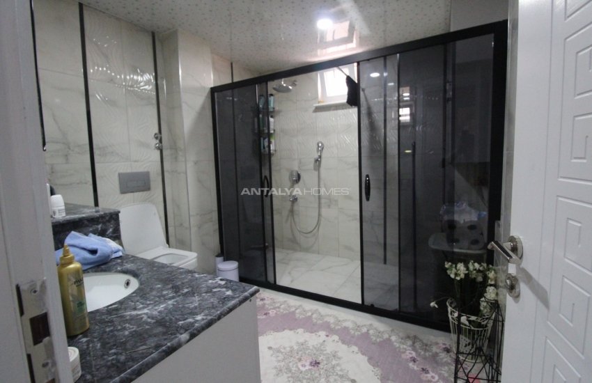 Ground Floor Apartment with an Outdoor Car Park in Antalya 25