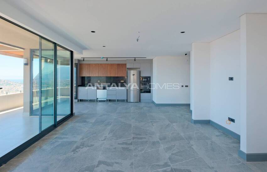 Advantageously Located Apartments in a Complex in Alanya 12