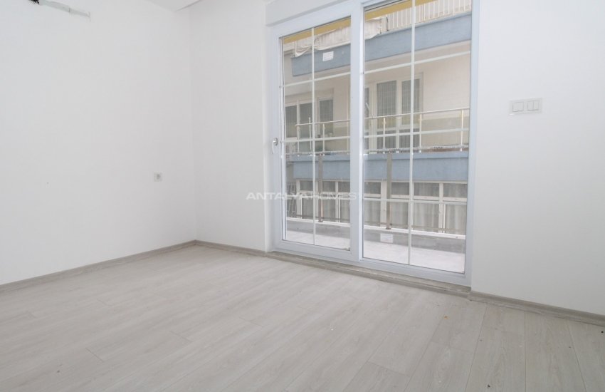 New Flats in a Tranquil and Decent Neighborhood in Antalya 18