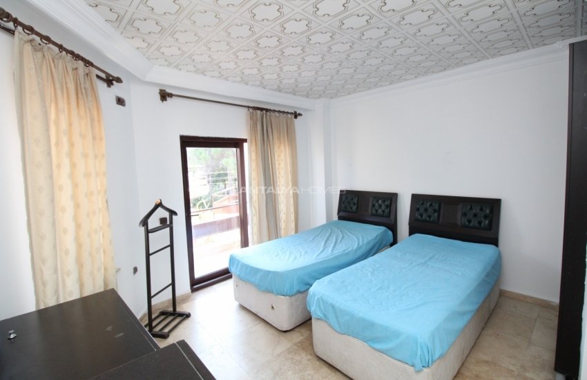 Triplex House Close to Social Amenities in Antalya Belek 17