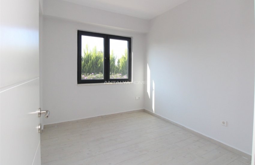 Well-located Apartment in Belek in a Secure Complex 18