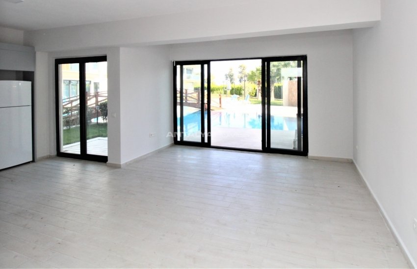 Well-located Apartment in Belek in a Secure Complex 8