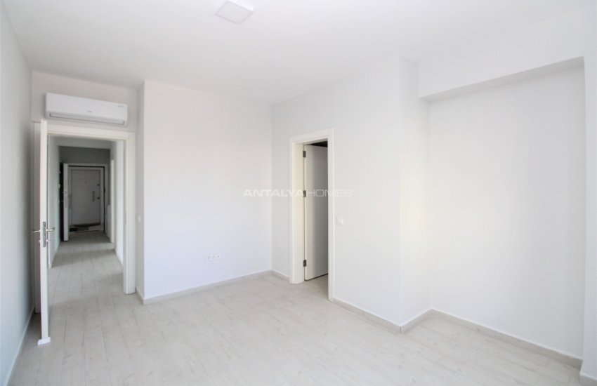 Well-located Apartment in Belek in a Secure Complex 14