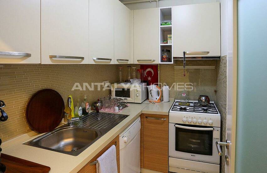 Well-maintained Turnkey Office in Antalya Lara District 18