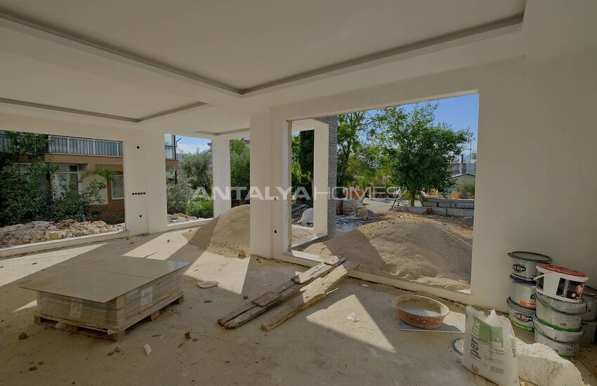 Triplex Villas Equipped with Rich Features in Antalya 15