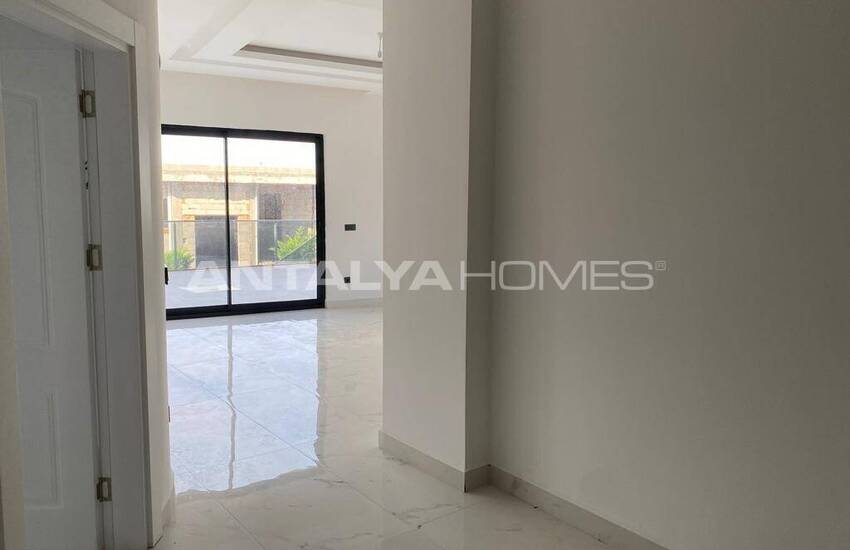 Luxe Villa Suitable for Citizenship with a Pool in Alanya 5