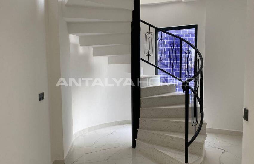 Luxe Villa Suitable for Citizenship with a Pool in Alanya 11