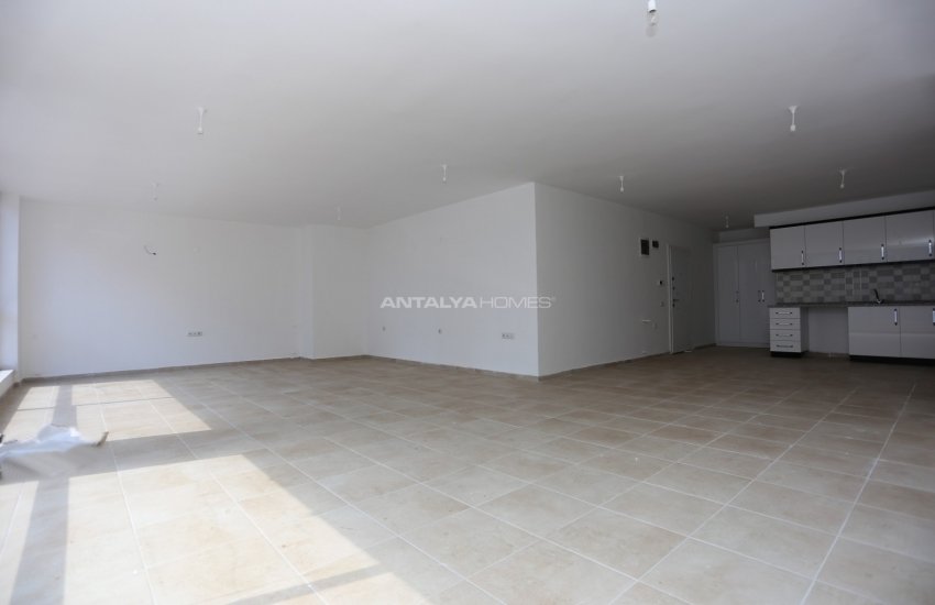 Commercial Real Estate Close to Mark Antalya in Muratpaşa 7