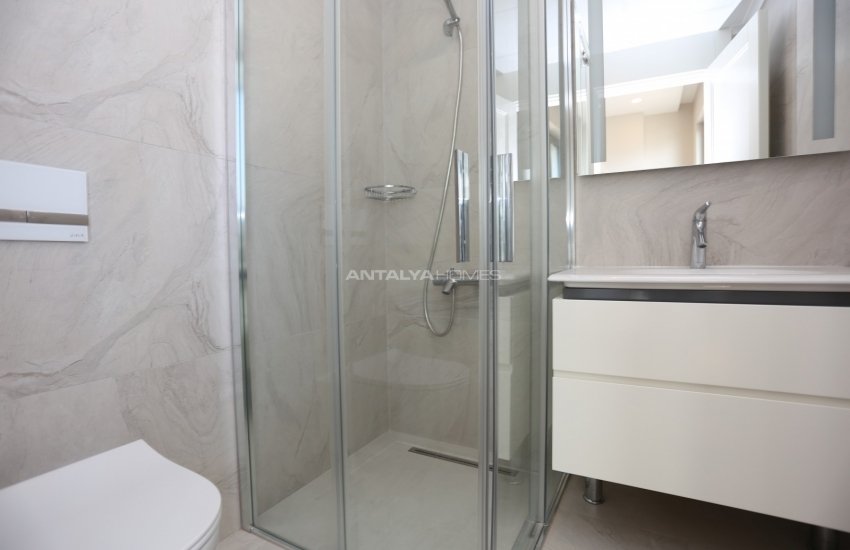 Spacious Apartments with Breathtaking Sea View in Konyaalti 37