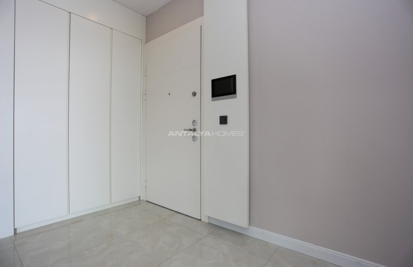 Spacious Apartments with Breathtaking Sea View in Konyaalti 42