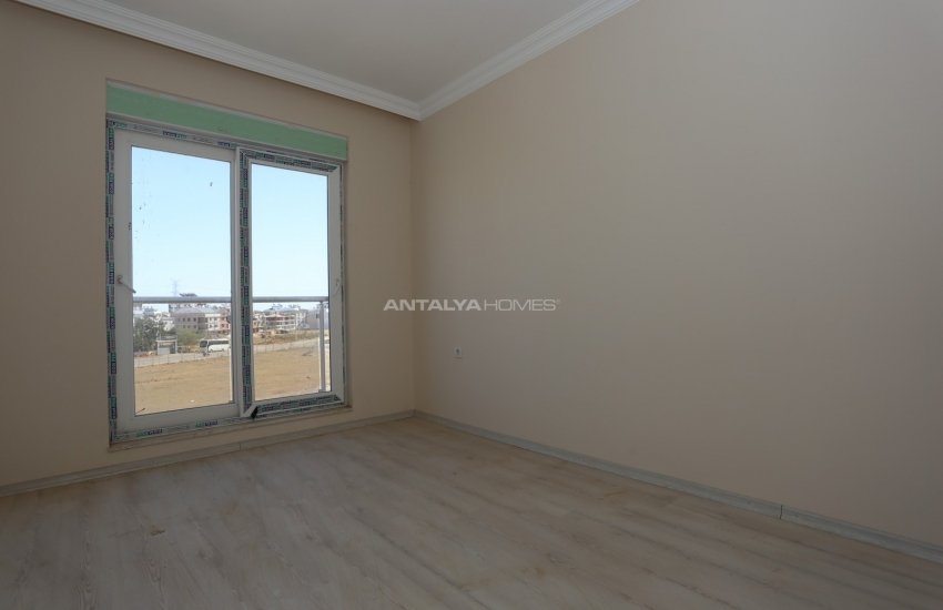 Key Ready 3+1 Apartments 1 Km From the Tram Station in Kepez 22