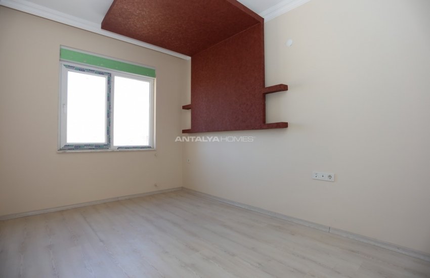 Key Ready 3+1 Apartments 1 Km From the Tram Station in Kepez 7