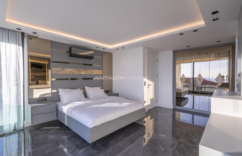 Contemporary Designed Villas with Sea and Castle Views in Alanya 19