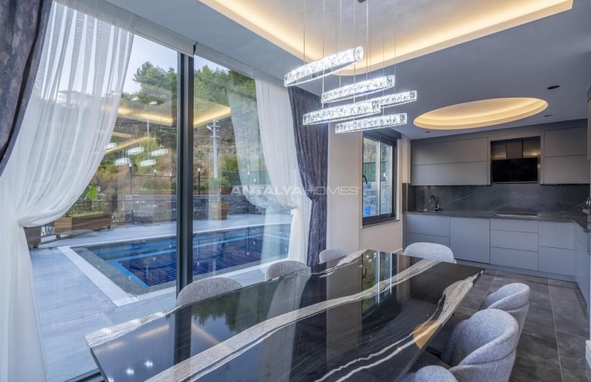 Contemporary Designed Villas with Sea and Castle Views in Alanya 21