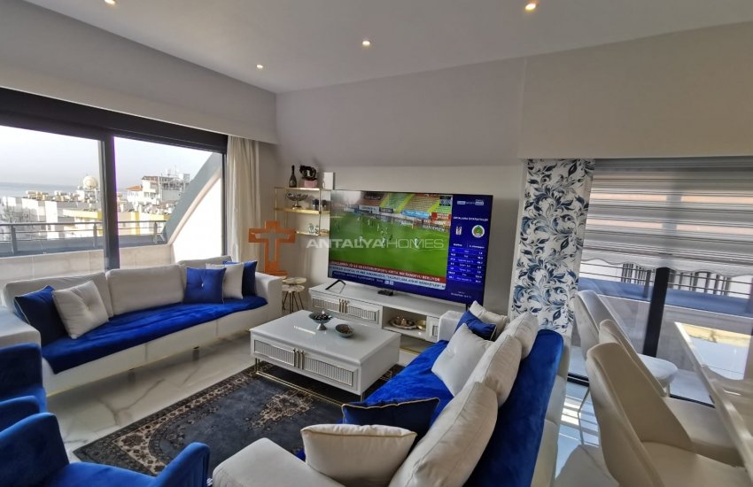 Centrally Located Apartment in a Complex in Alanya Carsi 2