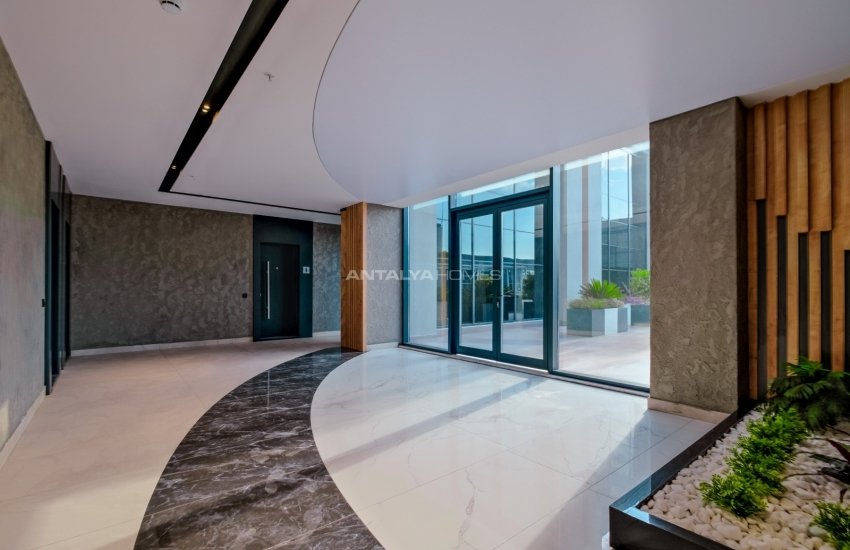 Brand New Home Offices Near Shopping Centers in Kepez 6