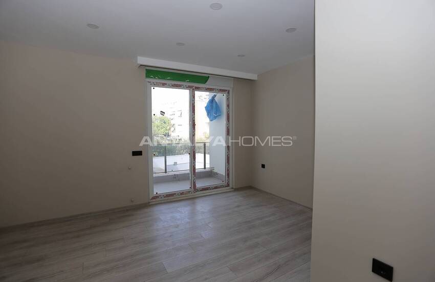 Comfortable and Chic Real Estate in Antalya City Center 19