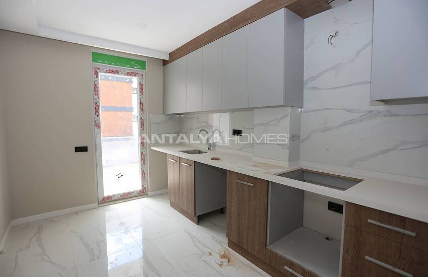 Comfortable and Chic Real Estate in Antalya City Center 16