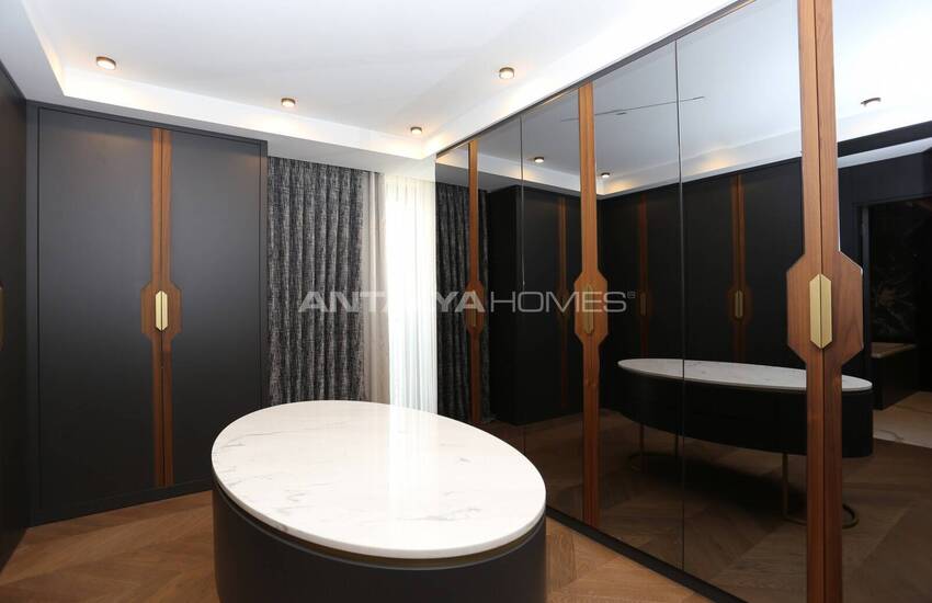 Panoramic Sea View Apartment in Antalya Konyaalti 36