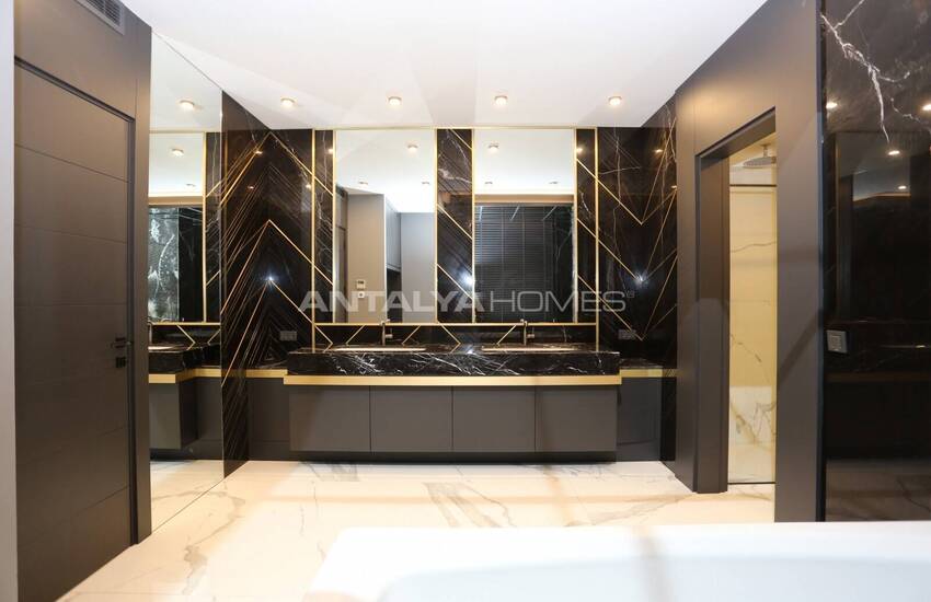 Panoramic Sea View Apartment in Antalya Konyaalti 38