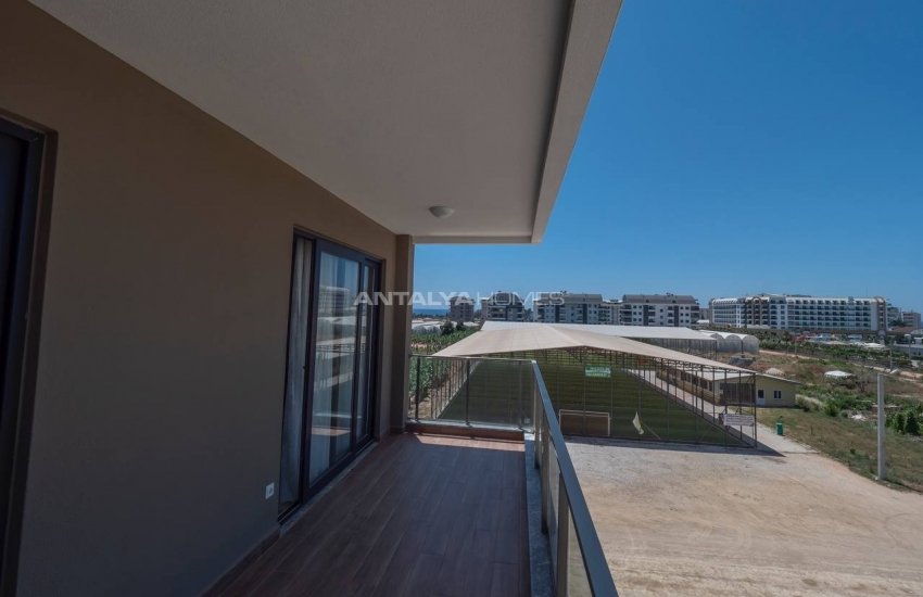 Flats for Investment Close to Amenities in Alanya, Kargicak 12