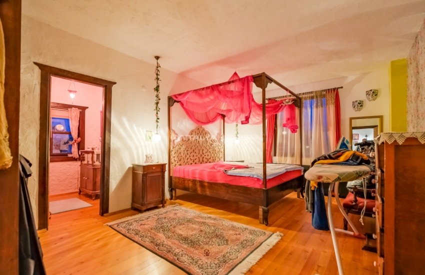 Specially-designed House with Garden in Antalya Aksu 28