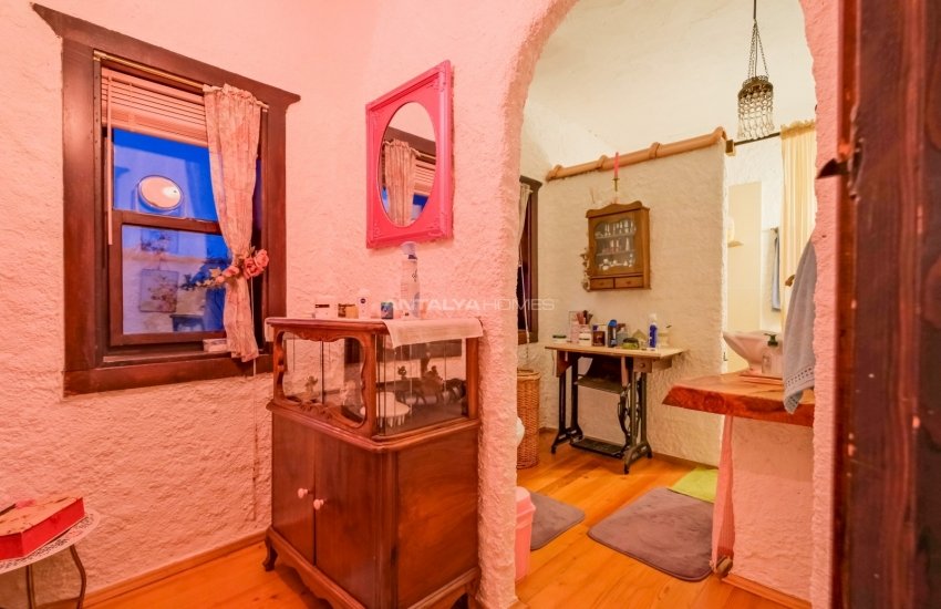 Specially-designed House with Garden in Antalya Aksu 31